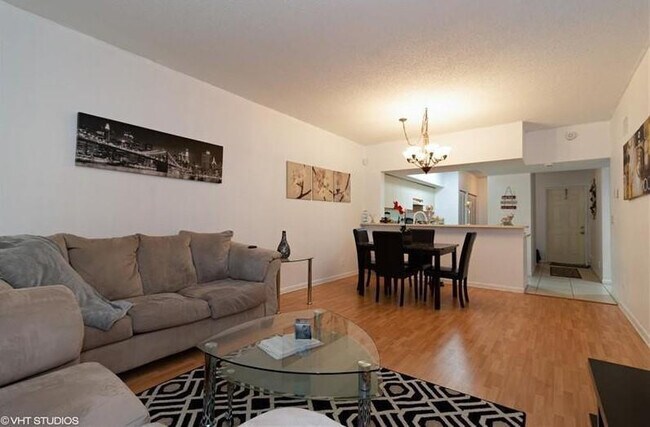 Photo - 8242 NW 24th St Unidad 8242