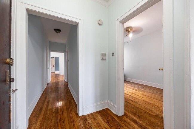 Photo - 4212 N Bernard St Unit 1