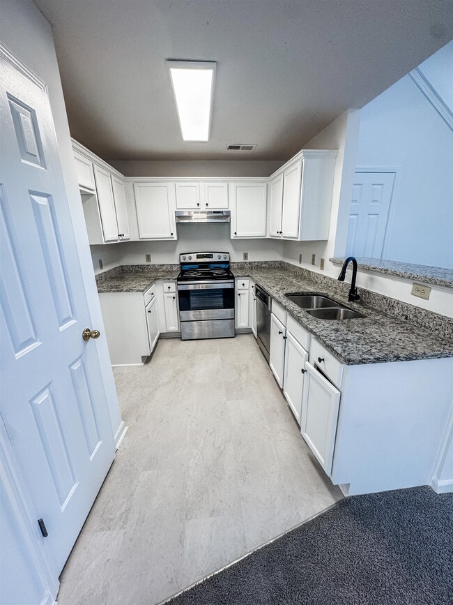 Photo - 7047 S Estacada Way