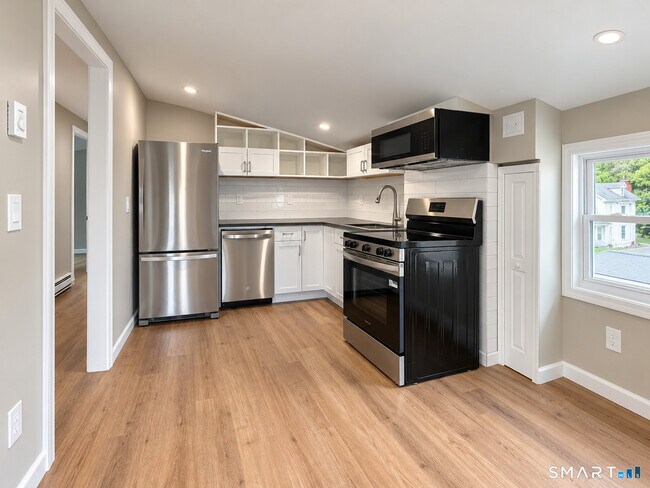 Photo - 206 Jefferson St Unit 3