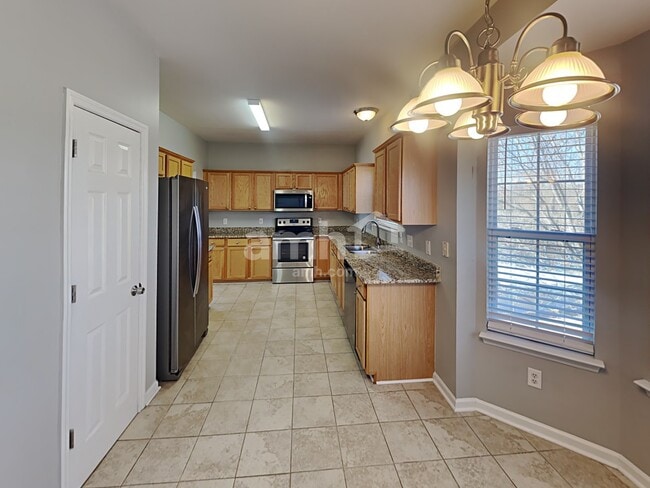 Photo - 102 Chambliss Ct