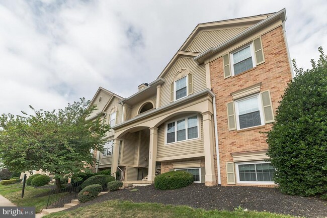 8159 Bayonet Way Unit 202