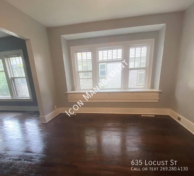 Photo - 635 Locust St