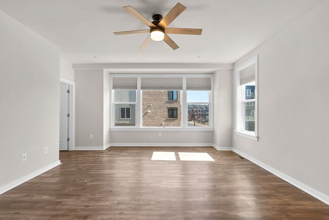 Photo - 3BD/2.5BA - Derwood Townhouse Condo - Attached 1 Car Garage