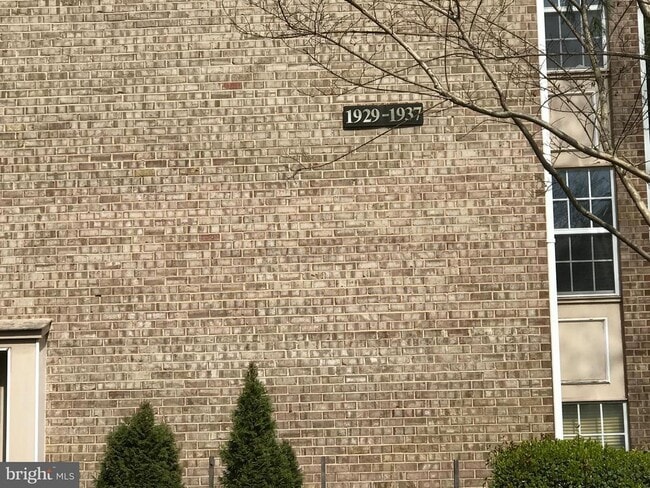 Photo - 1935 Wilson Ln Unit 203