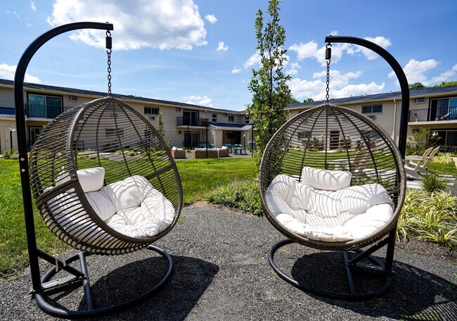 Outdoor lounge - Goshen Terrace