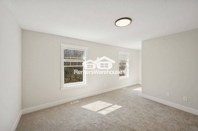 Photo - 3415 Douglas Dr N