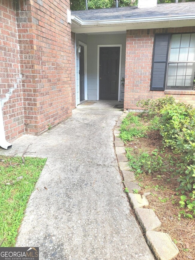 Photo - 318 River Oak Dr