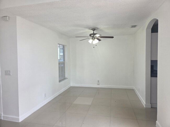 533 NW 47th Ave