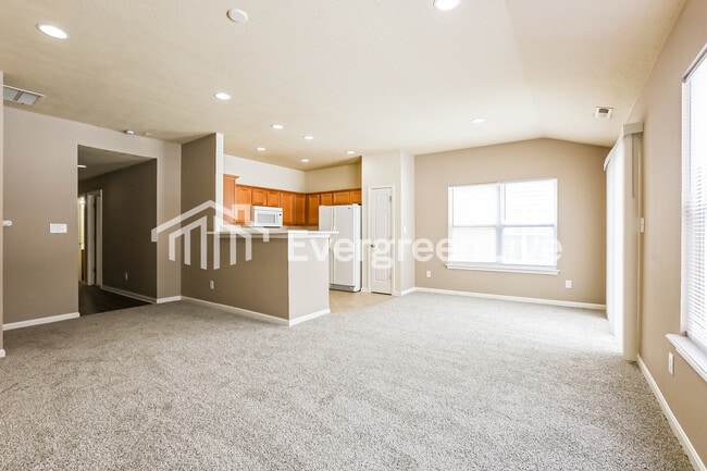 Photo - 2004 Lisa Walk Dr Unit 2004 Lisa Walk Dr