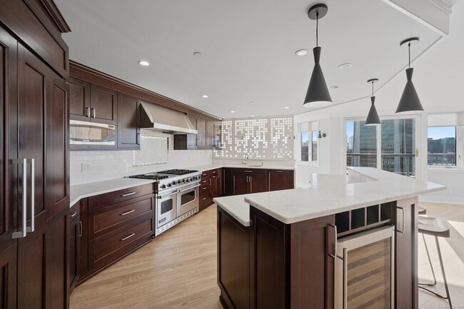 Photo - 25 Forest St