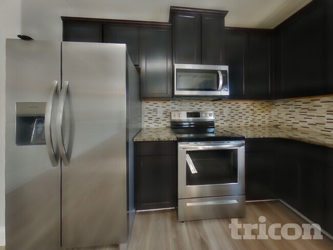 Photo - 424 Hyder Ct