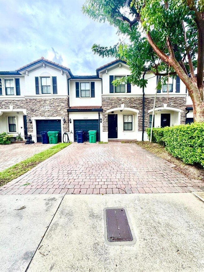 Building Photo - 4260 SW 164th Ct Rental