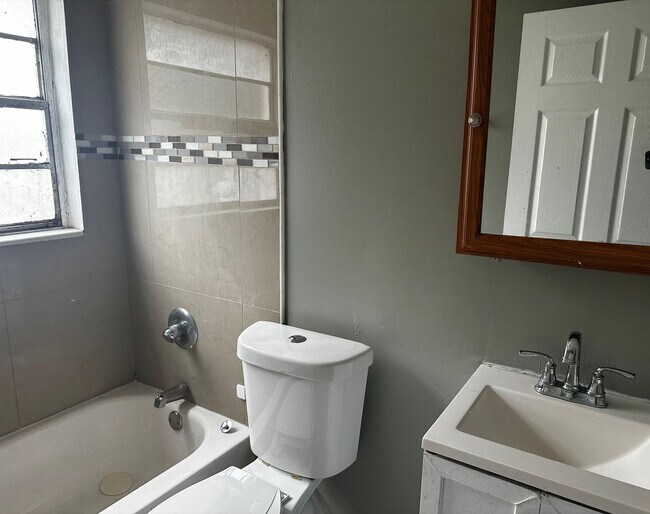 Photo - 1407 Lotela Ave Unidad 1