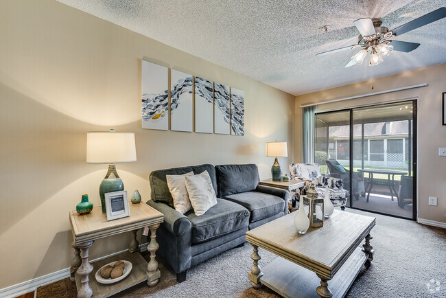 Model Apartment - Wyndham Lakes - 55+ Active Adult Community Rental