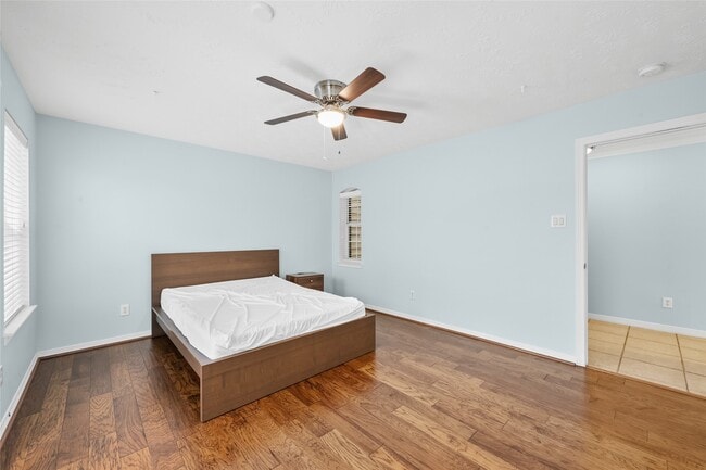 Photo - 3410 Skyline Village Dr