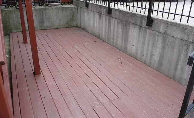Photo - 1454 W Walton St Condo