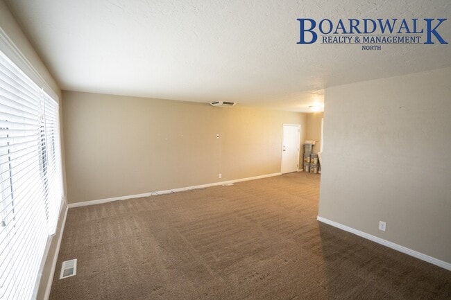 Photo - Pet Friendly 3 Bdrm in Sunset!