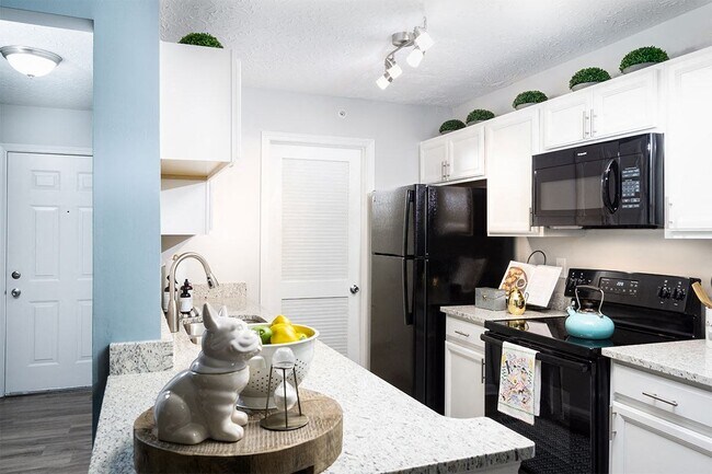 Photo - Grandview Summit Apartments