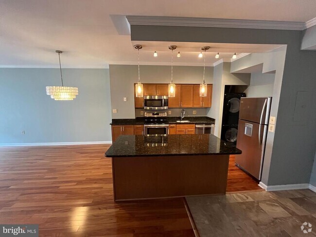 Building Photo - 1211 S Eads St Unit 903 Rental