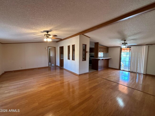 Photo - 44410 N 14th St