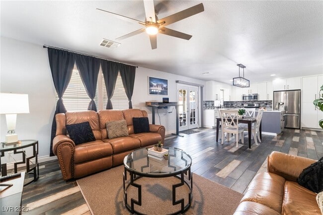 Photo - 3213 Brautigan Ct