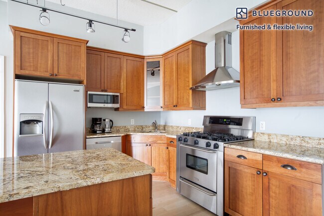 Photo - 100 Paterson Plank Rd Unidad FL4-ID965