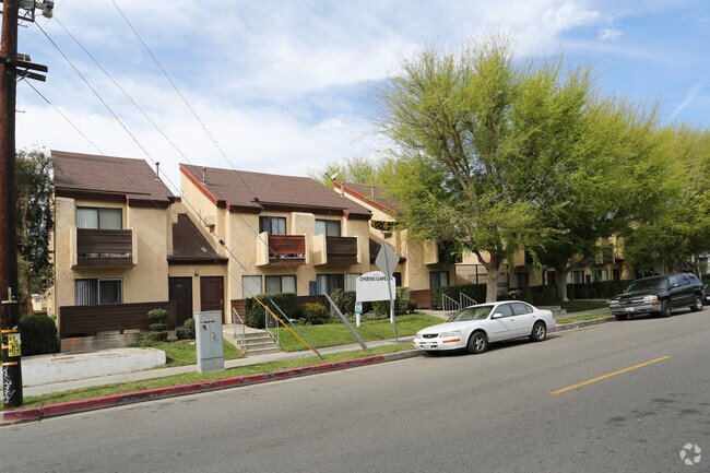 Owens Garden Apartments - Owens Garden Apartments