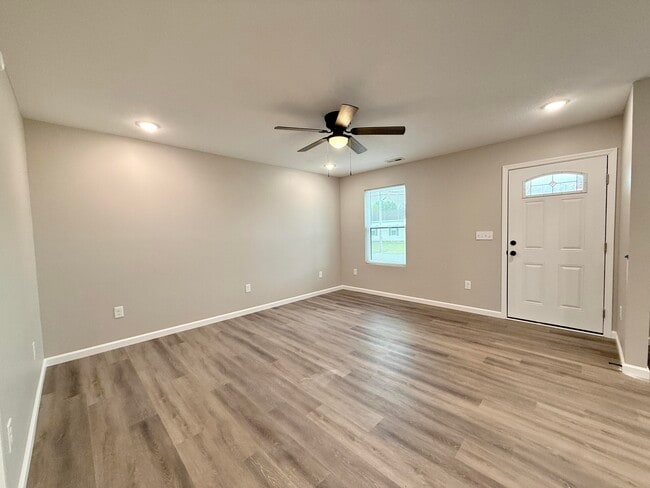 Photo - 107 Losey St Unit 4