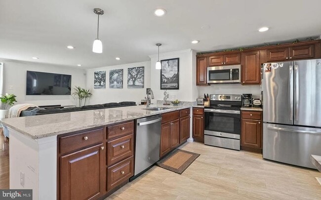 Photo - 7680 Wolford Way