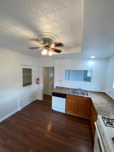 Photo - 3805 Howley St