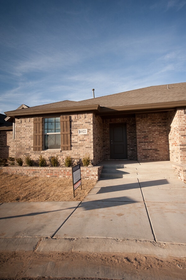 Photo - 6922 67th St