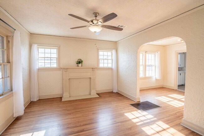 Photo - 1220 S Zunis Ave Unit 1222