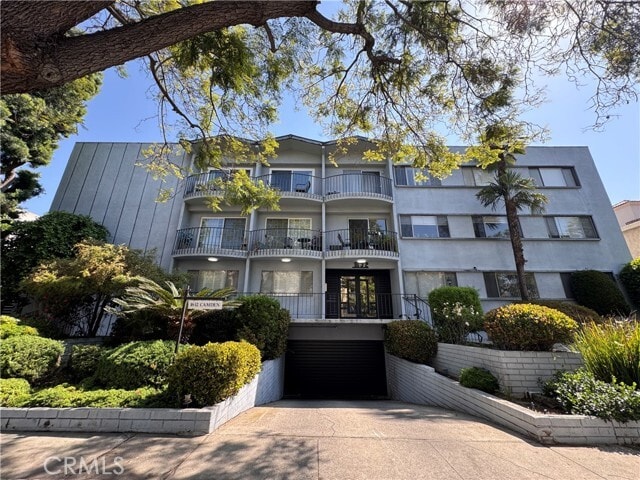 Building Photo - 1632 Camden Ave Unit 105 Rental