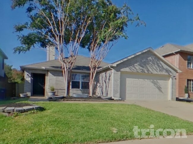 Photo - 1005 Charlotte Dr