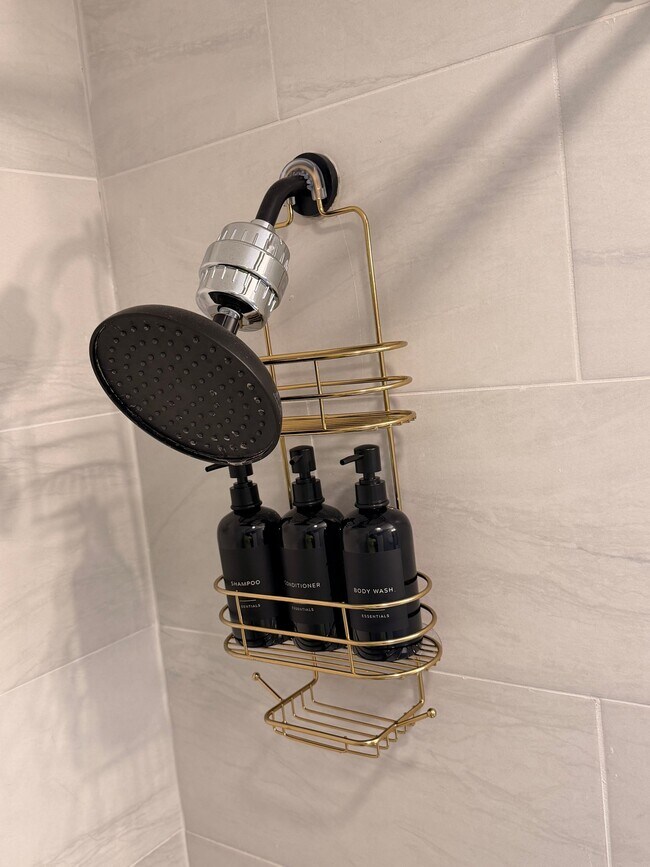 125 Fabyan Pl Unit 2