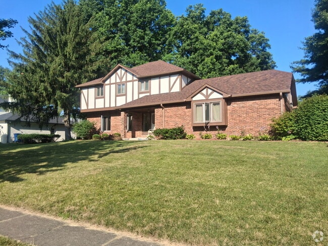 Building Photo - 3768 E Carmel Dr Rental