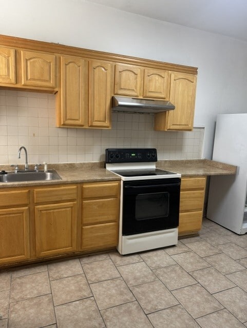 Building Photo - 4202 Chestnut St Unit 2
