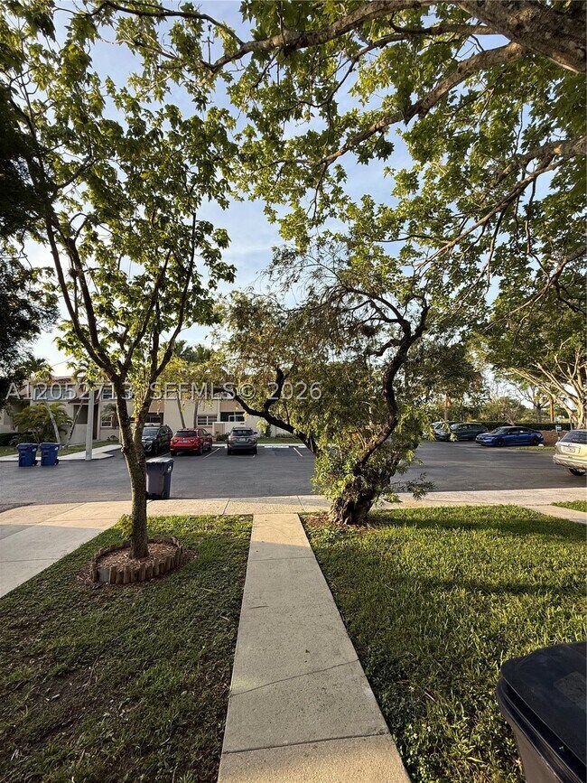 Photo - 14293 Kendale Lakes Dr