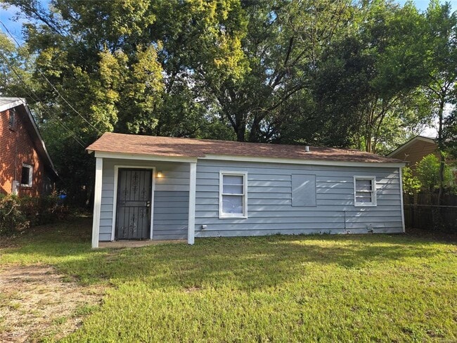 121 Kiwanis St