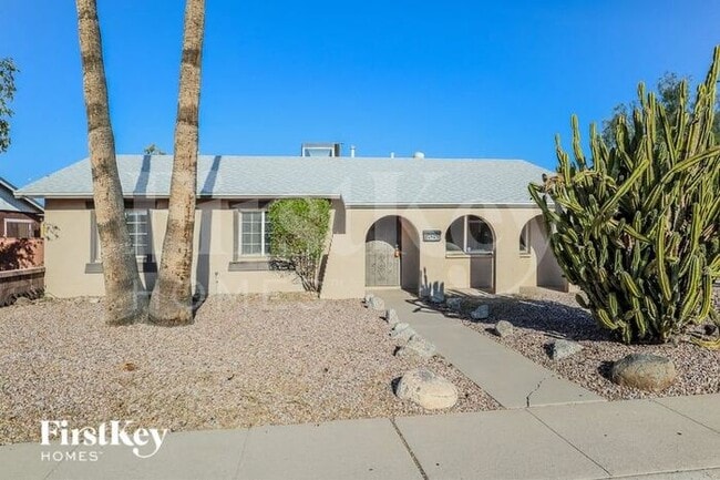 Building Photo - 15250 N 32nd Dr Rental