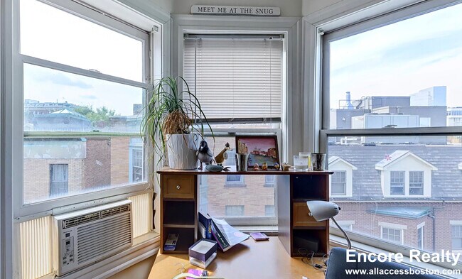 Photo - 53 Joy St Unit 4