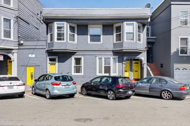 Building Photo - 314 3rd Ave Unit 314