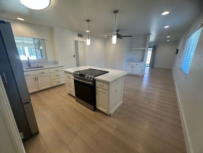 Photo - 9101 Rosewood Dr