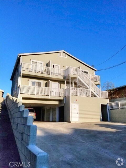 Building Photo - 2615 Calle Del Comercio Unit A Rental
