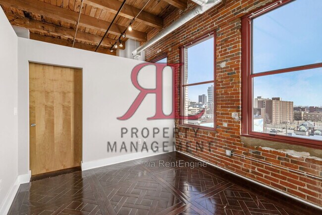 Photo - 150 E Main St Unit Apartment 601