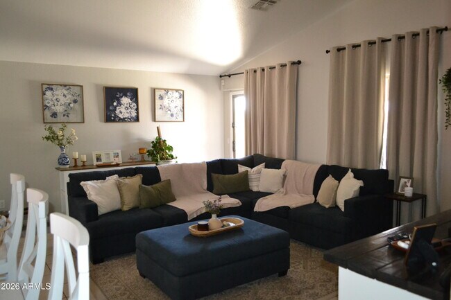 Photo - 1441 W Montebello Ave
