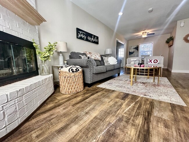 Photo - 2512 31st St