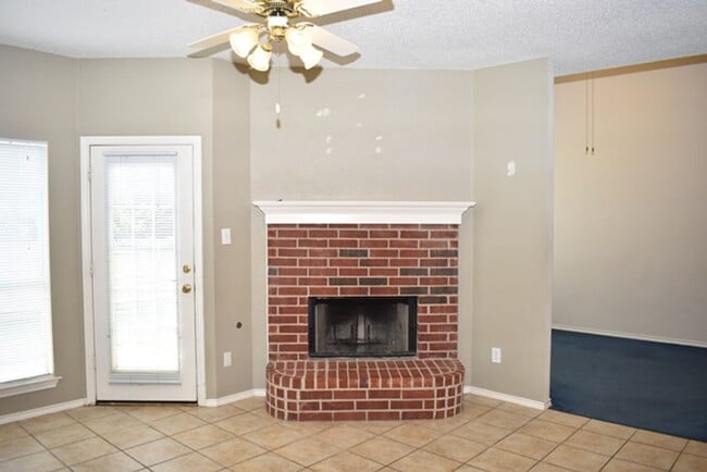 Photo - 4712 Birchbend Ln