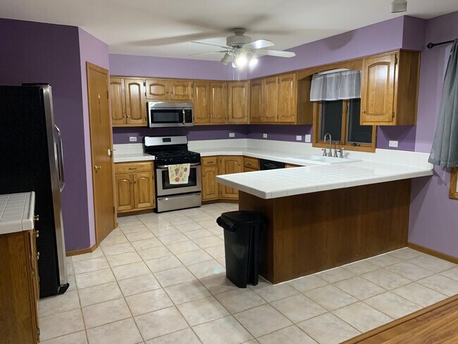 Photo - 1105 Huntington Dr